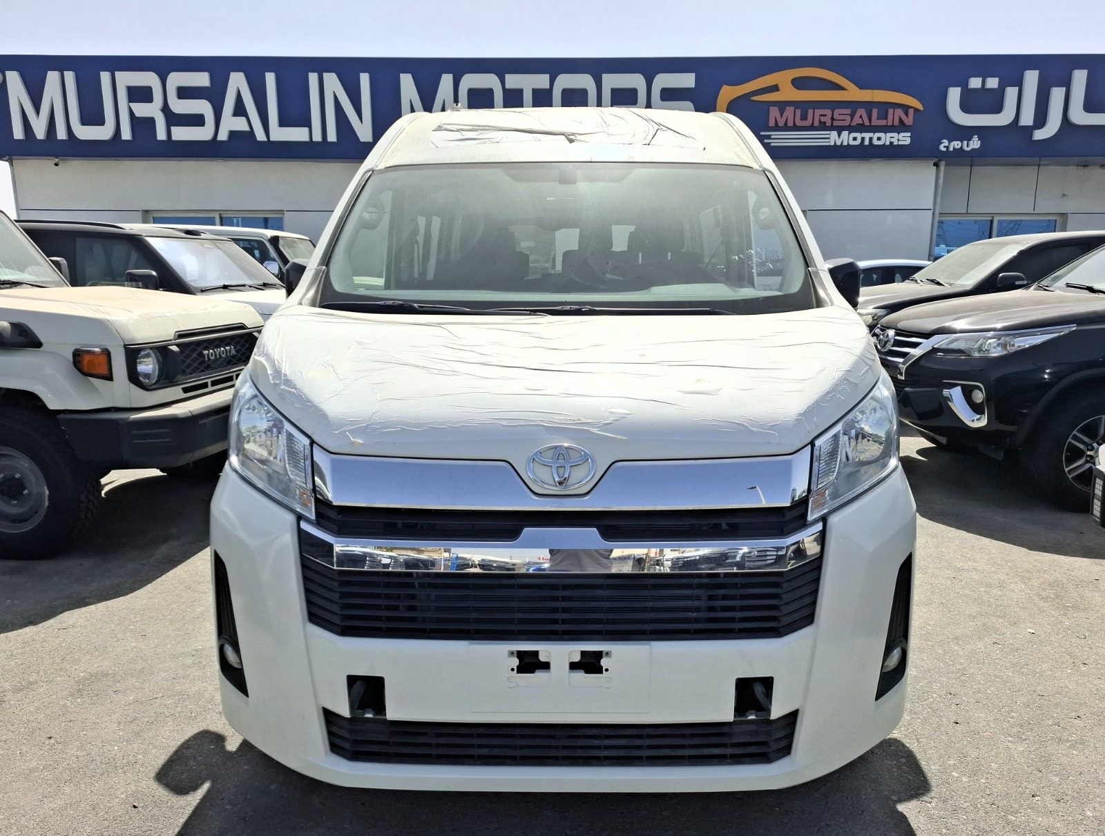 Hiace High Roof 3.5L 2026 AT Petrol 13 Seats