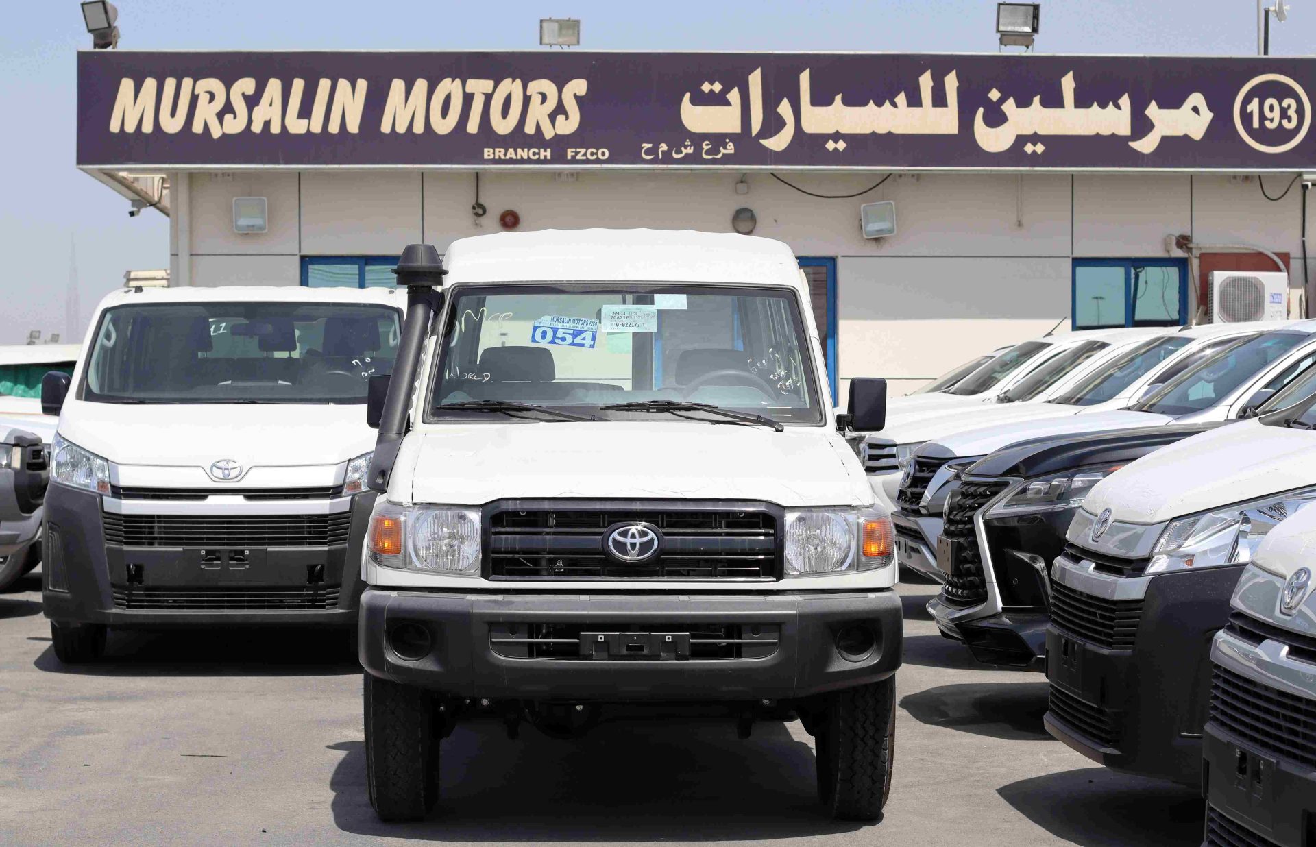 Toyota LC Hardtop 4.2L 3 Door 13 Str White Diesel