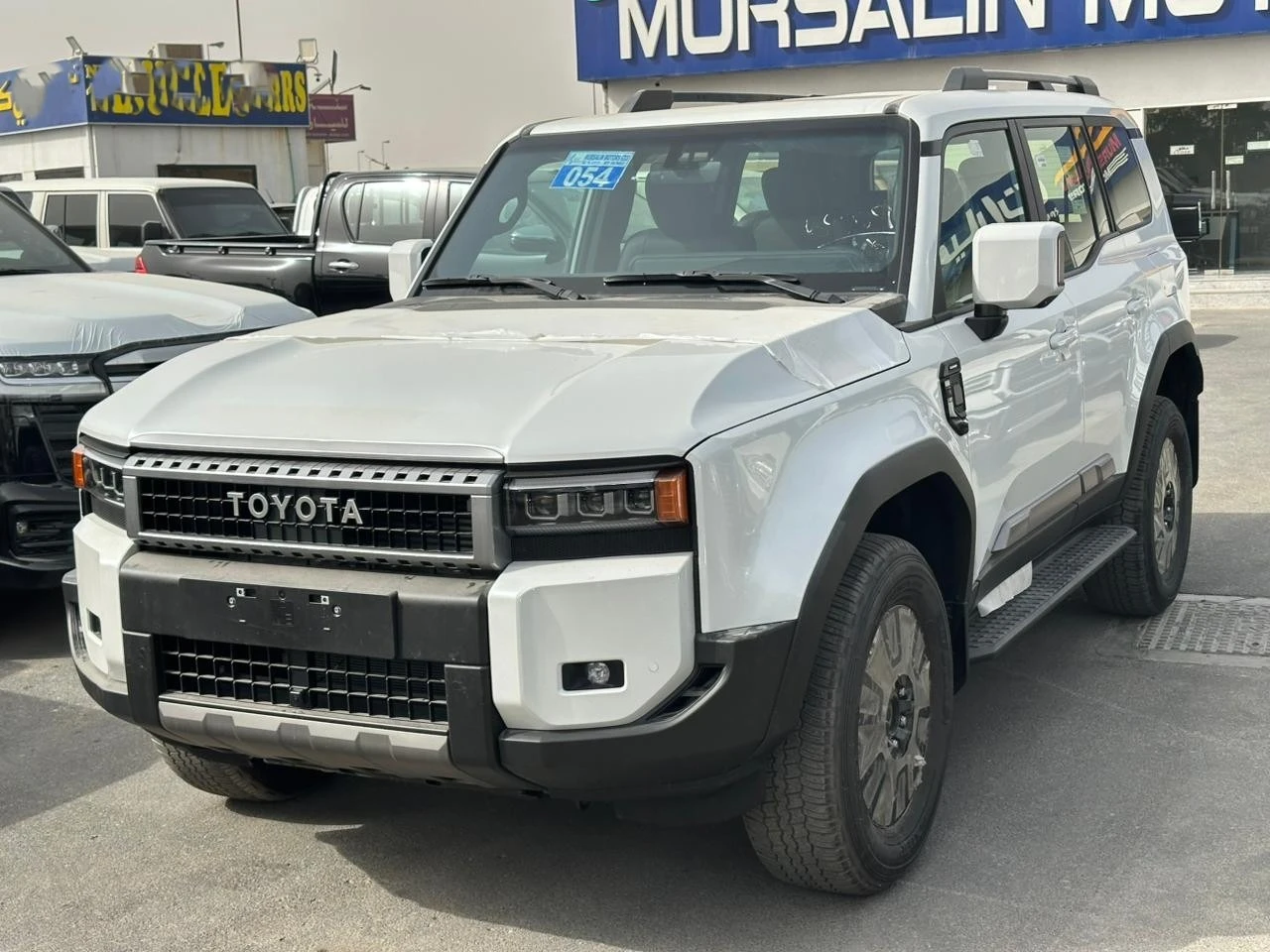 Toyota Prado 2.4l Pet Adventure 2025 GCC