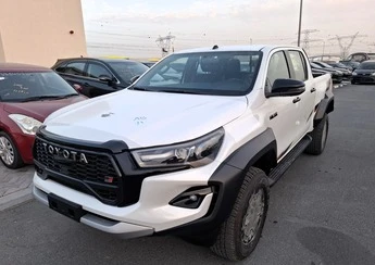 Toyota Hilux GR Sports 2.8L 2025 Full White Diesel