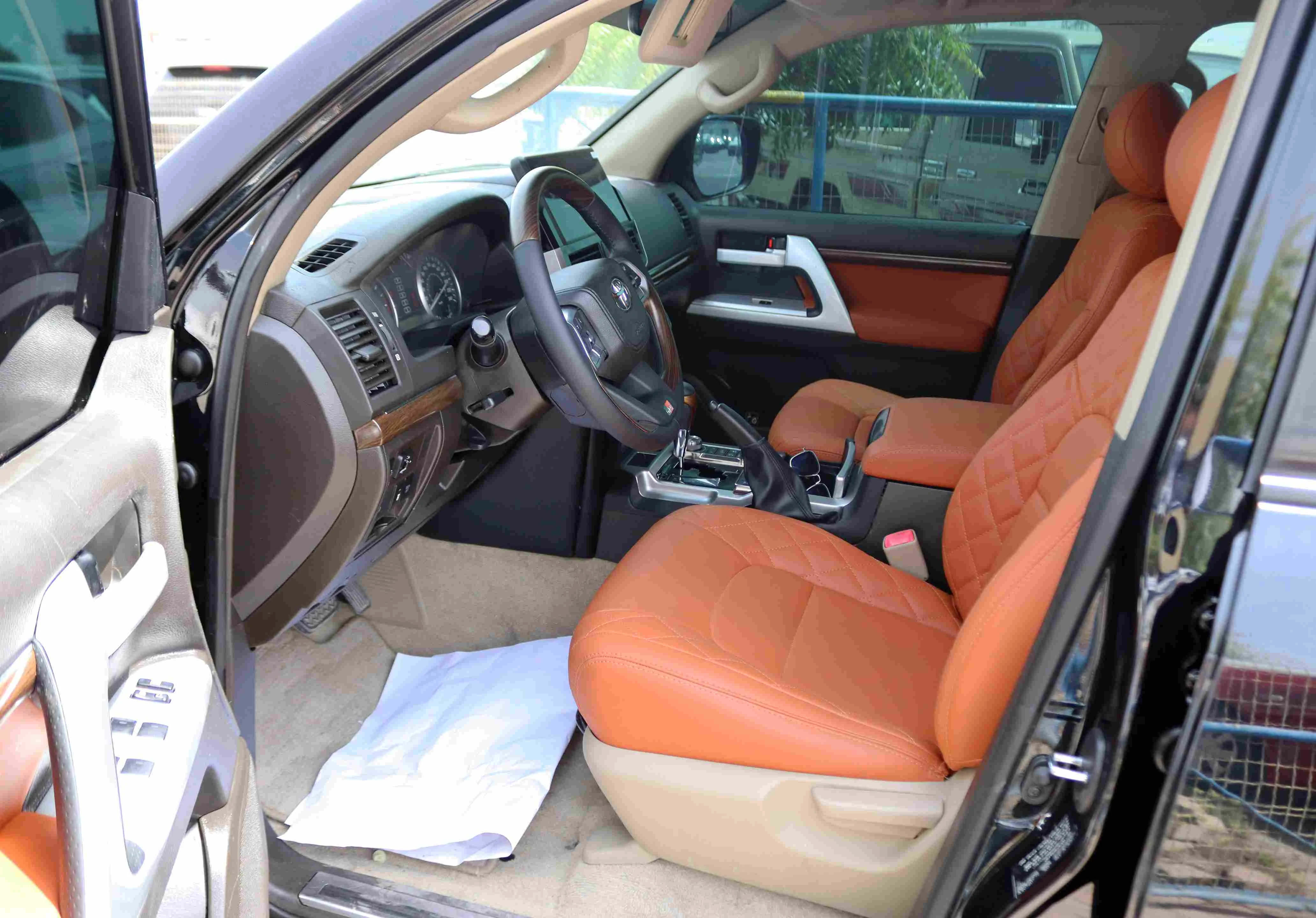 Toyota Landcruiser GXR 4.6L V8 2010 Black Petrol (59585)