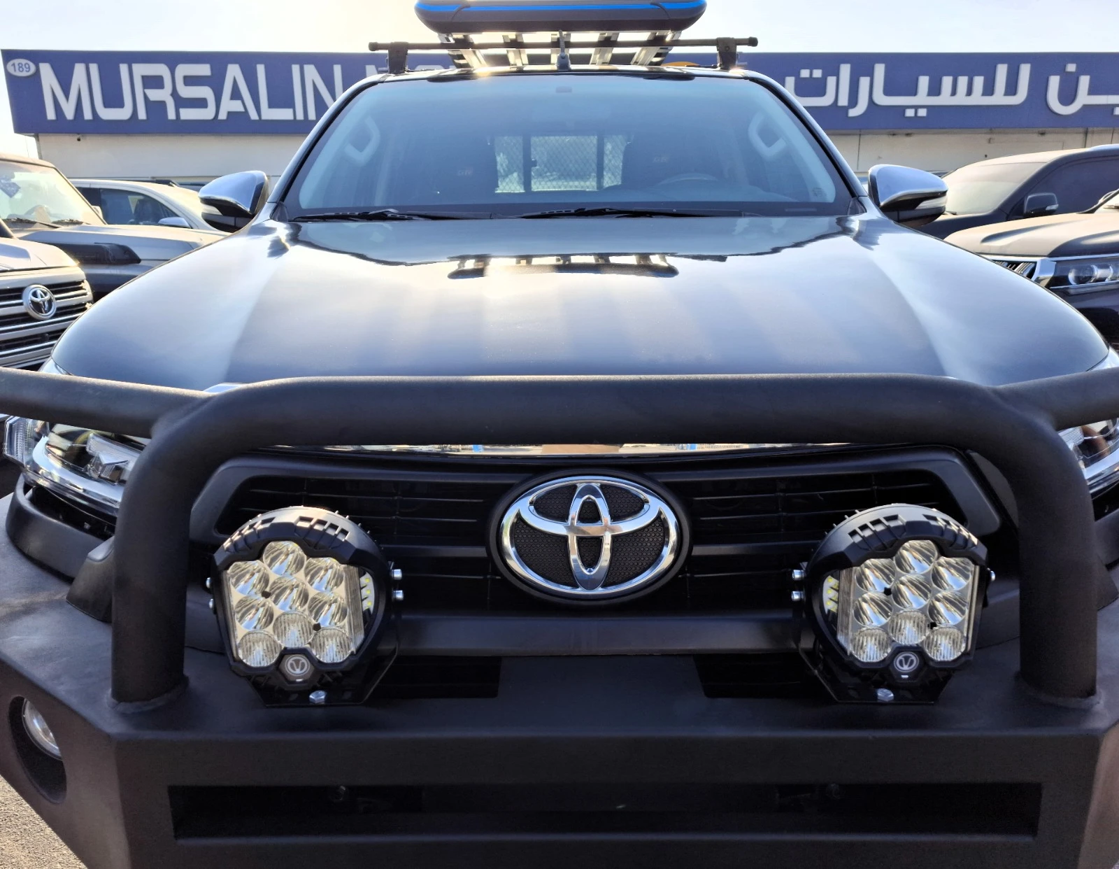 Toyota Hilux Revo GR 2.7L 2017 AT Black Petrol