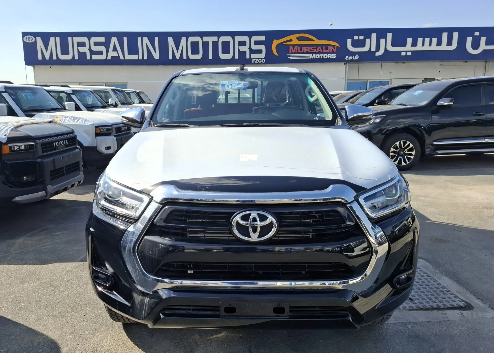 Toyota Hilux 2.4L 2025 AT DC Black Diesel